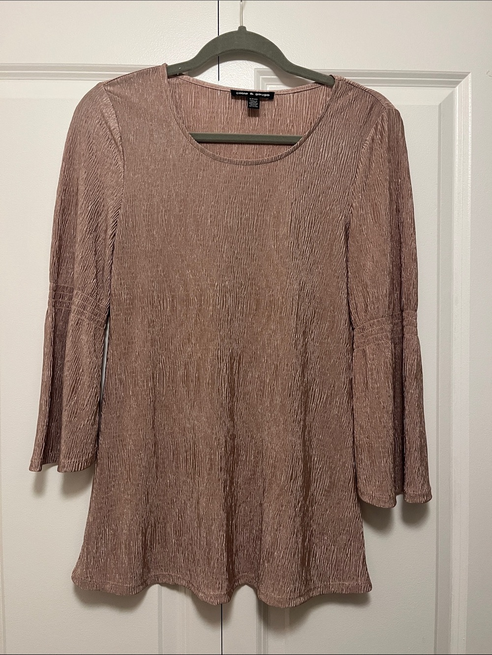 Cable & Gauge Mauve Crinkle Bell-Sleeve Tunic Top